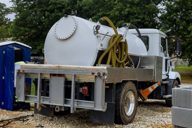 Best Luxury portable toilet rental  in Tripoli, IA